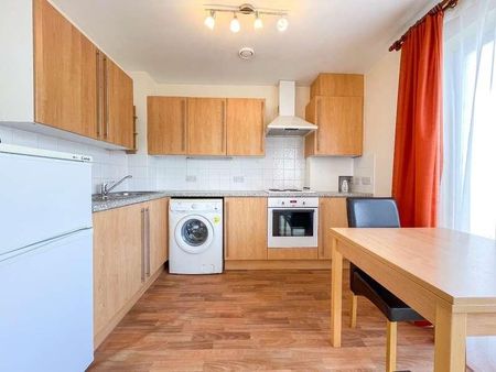 Amazon Court, Admirals Way, Gravesend, Kent, DA12 - Photo 4