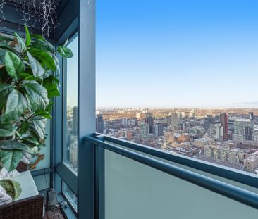 For Lease - 8 The Esplanade Street Unit# 5210, Toronto, Ontario - Photo 4