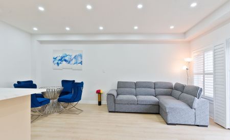 For Lease - 107 Frenchpark Circle, Brampton, Ontario - Photo 4