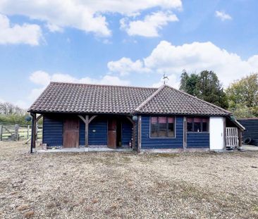 5 bedroom detached house to rent - Photo 3