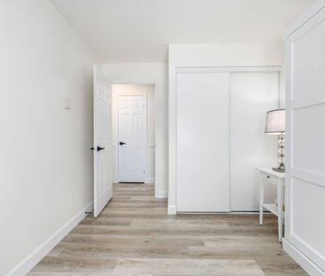 For Lease - 91 Aspen Springs Drive Unit# 208, Clarington, Ontario - Photo 4