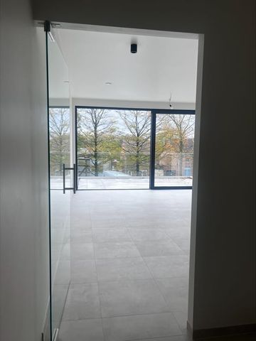 Appartement te huur - Photo 2