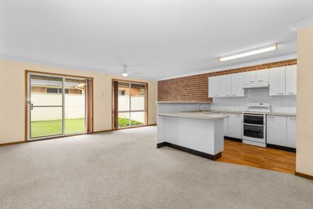 Immaculately Maintained Home in Ourimbah - Photo 2