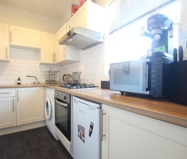 Fieldside, Hilltop Lane, Saffron Walden - Photo 2