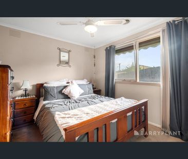 5 Derwent Court, Thomastown, Vic 3074 - Photo 4