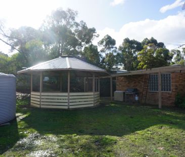 29 Fenton Close, Clarkefield - Photo 1