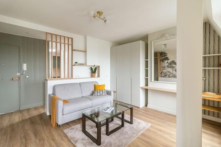 A LOUER PARIS Xème GRAND STUDIO MEUBLE de 33m² au sol/29.16m² loi Boutin DERNIER ETAGE REFAIT NEUF - Photo 4