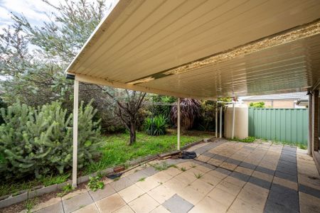 Location Location! - Photo 3