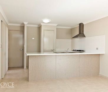 3 Piesley Street, Hammond Park WA 6164 - Photo 5