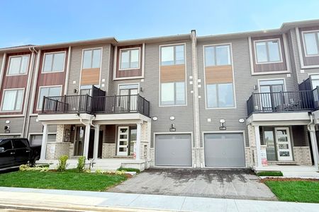 For Lease - 1186 Greentree Path, Oshawa, Ontario - Photo 3