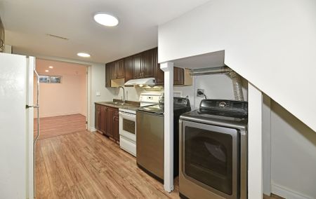 For Lease - 36 Plumridge Court Unit# B, Ajax, Ontario - Photo 2