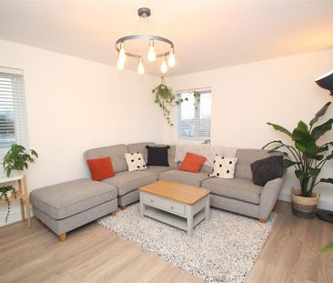 2 bedroom Apartment to rent in Windsor Court, South Gosforth, Newca... - Photo 2