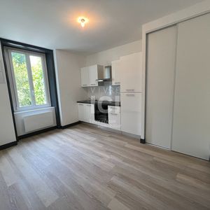 Location Appartement 2 pièces 29m² - Photo 2