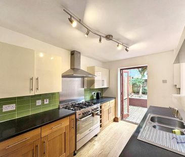 2 bedroom terraced house to rent - Photo 1