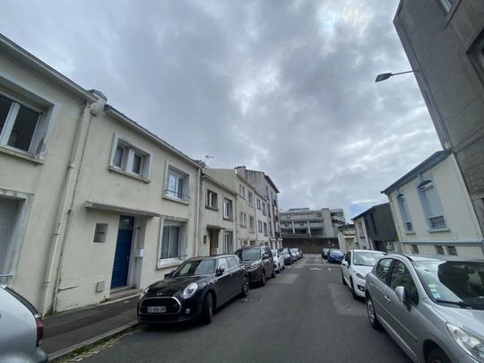 BREST - CENTRE VILLE HÔPITAL DES ARMEES - MAISON DE VILLE AVEC JARDIN - 3 CHAMBRES - Photo 1