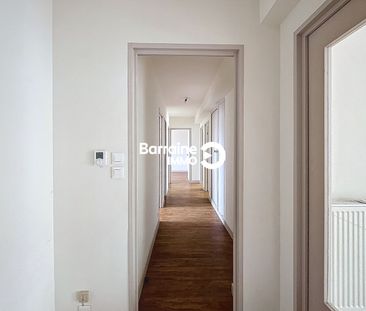 Location appartement à Brest, 5 pièces 125.48m² - Photo 2