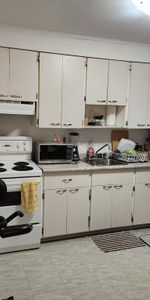 2 ET DEMI DISPONIBLE LE 1ER FÉVRIER 2026 - Photo 4