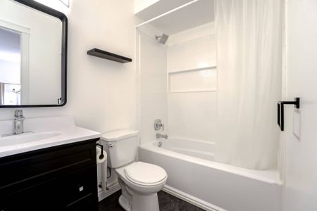 For Lease - 2 White Cliffe Drive, Clarington, Ontario - Photo 5