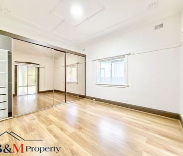 Full-Brick Bungalow on a Wide 695sqm Block in a Prime Roseville Loc... - Photo 3
