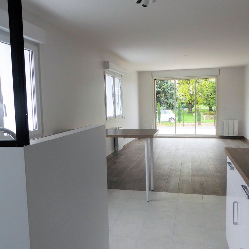 Location Maison 3 pièces 80m² NERCILLAC 16200 - Photo 1