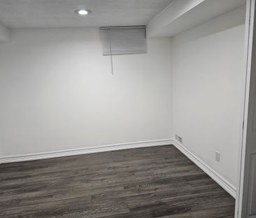 For Lease - 21 Wayne Nicol Drive Unit# Lower, Brampton, Ontario - Photo 2