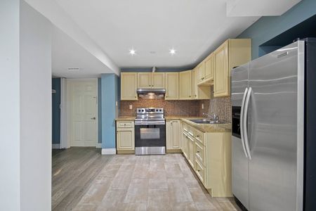 For Lease - 16 Sergio Marchi (Lower) Street, Toronto, Ontario - Photo 2