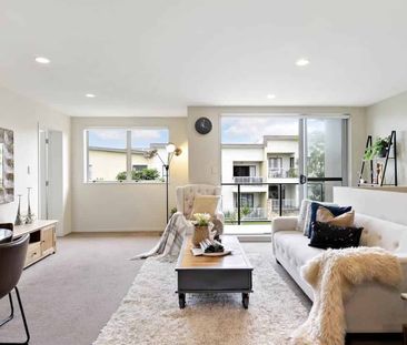 3 bedrooms townhouse in Flat Bush - Photo 2