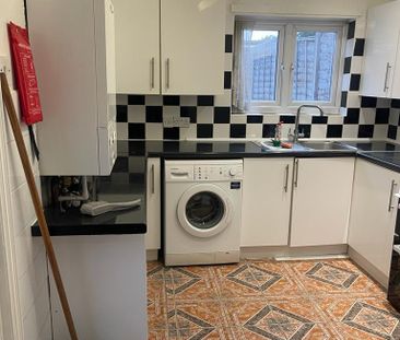 House share to rent - Photo 4