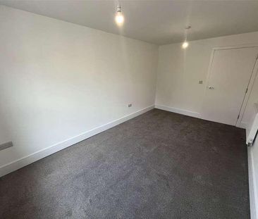 Archers House, Archery Gardens, St. Leonards-on-sea, East Sussex, TN38 - Photo 2