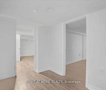 210 Mary Street N #Bsmt - Photo 5