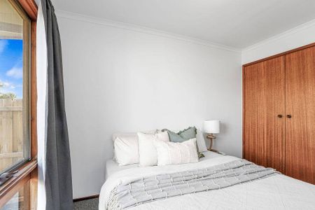 Rental Opportunity – Freshly Updated Family Home - Photo 4