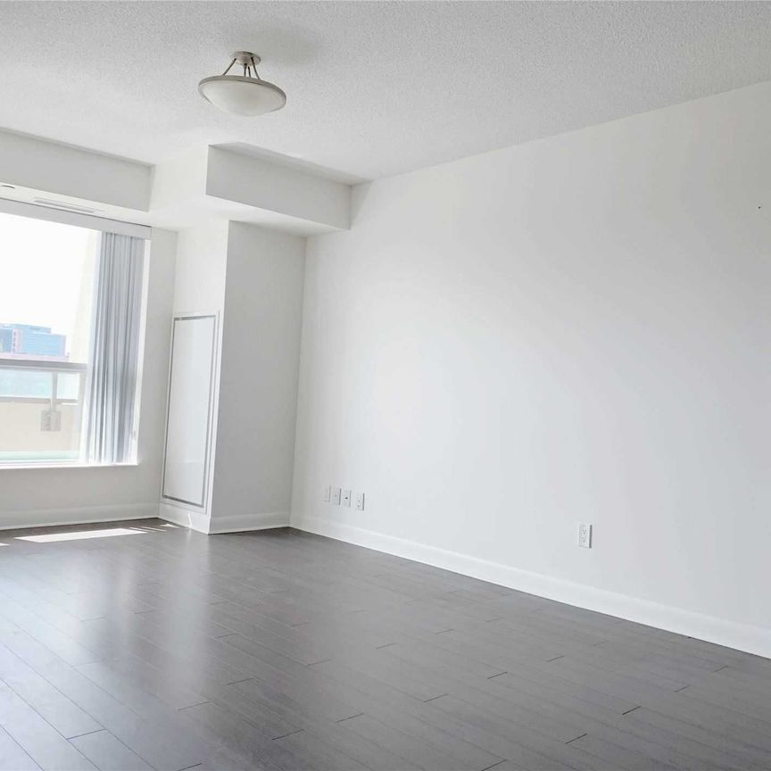 For Lease - 75 Norman Bethune Avenue Unit# 216, Richmond Hill, Ontario - Photo 1
