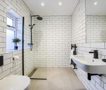 4 bedroom terraced house to rent - Photo 6