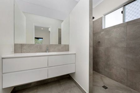 Bushland Beach Beauty - Photo 5