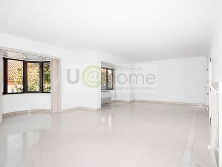 Apartamento T4 - Photo 2