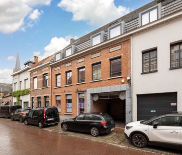Ruim duplex appartement met zonnig terras in hartje schoten te huur! - Photo 6