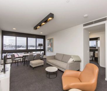 “Fully Furnished 2 bedroom in prime location with city & river views” - Photo 6