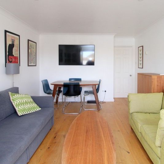 2 Bedroom Flat - Photo 1