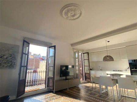 Piso de alquiler en Carrer de Gravina, 8, El Raval - Photo 2