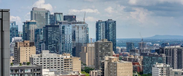 Plaza Tower Apartments | 4000 de Maisonneuve Blvd. West, Montreal - Photo 1