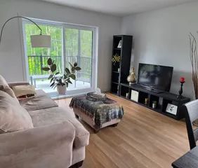 1 room apartment of 86m² in Magog - Photo 2