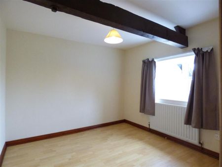 2 bedroom cottage to rent - Photo 2