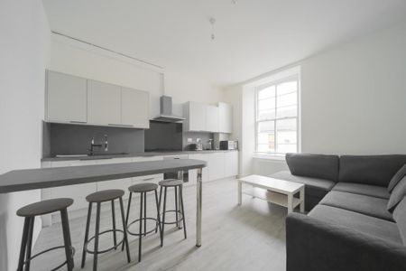 3 bedroom apartment to rent - Photo 4