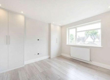 Haslemere Avenue - Photo 5