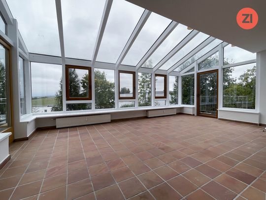 Einzigartige 3- Zimmer Wohnung mit großzügigem Wintergarten und Terrasse im Erdgeschoss - Foto 1