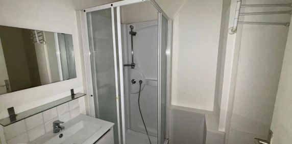 Location Appartement 1 pièce 34m² LILLE 59000 - Photo 2