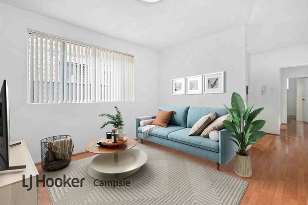 Ground Floor Renovated Apartment - Photo 1