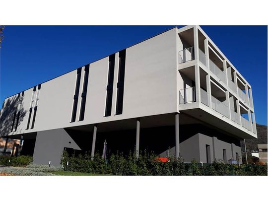 Affitto appartamento 3.5 locali con giardino - Photo 1