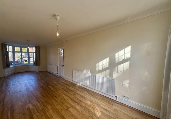 Spies Lane, Halesowen, West Midlands - Photo 1