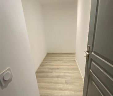 Location Appartement 3 pièces 72m² ST MAXIMIN LA STE BAUME 83470 - Photo 5